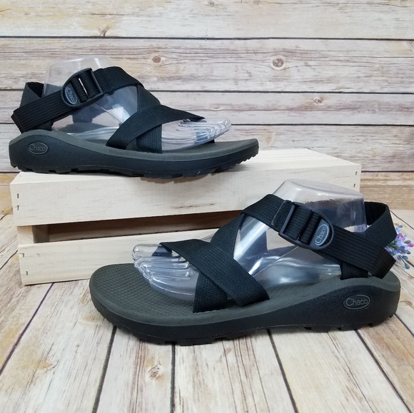 Chaco Other - NWOB Chaco 10 Mens Black Sandals